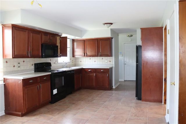 3500 Lafayette Drive, Bethlehem Twp, PA 18020