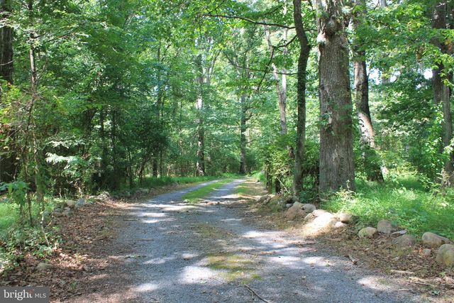 365 HILLCREST RD, Edinburg, VA 22824