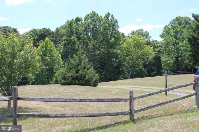 365 HILLCREST RD, Edinburg, VA 22824