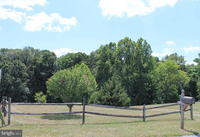 365 HILLCREST RD, Edinburg, VA 22824