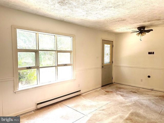 365 HILLCREST RD, Edinburg, VA 22824
