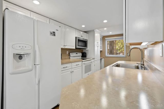 499 Halifax Circle, Union Twp, OH 45244