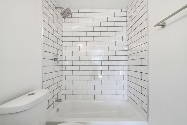 118 S Hampton Road, Columbus, OH 43213