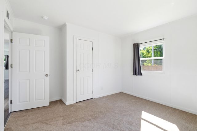 118 S Hampton Road, Columbus, OH 43213