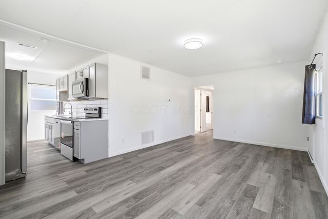 118 S Hampton Road, Columbus, OH 43213