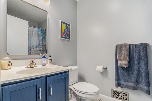 4314 W Hickory Road, Hickory Corners, MI 49060