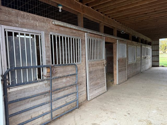 4314 W Hickory Road, Hickory Corners, MI 49060