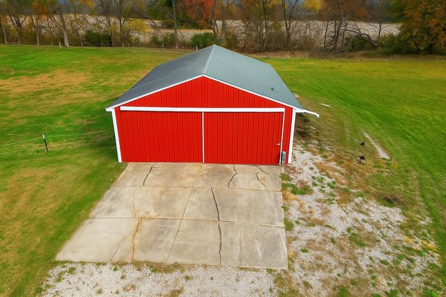 4314 W Hickory Road, Hickory Corners, MI 49060