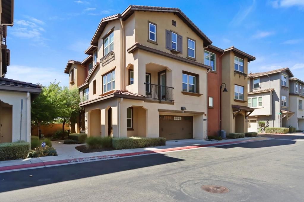 Image 32 of property listing at 34823 Awning Terrace, Fremont, CA 94555
