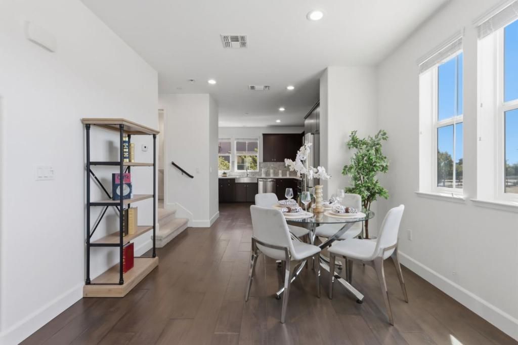 Image 9 of property listing at 34823 Awning Terrace, Fremont, CA 94555
