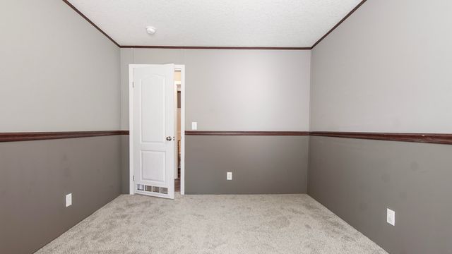 2442 Pinewood Drive, Chipley, FL 32428