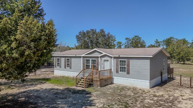 2442 Pinewood Drive, Chipley, FL 32428