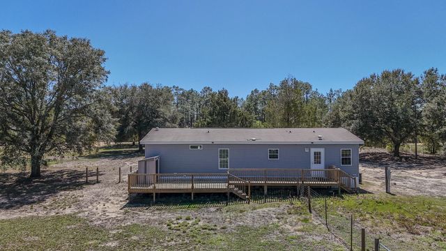 2442 Pinewood Drive, Chipley, FL 32428