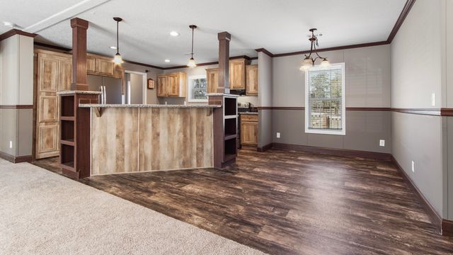 2442 Pinewood Drive, Chipley, FL 32428