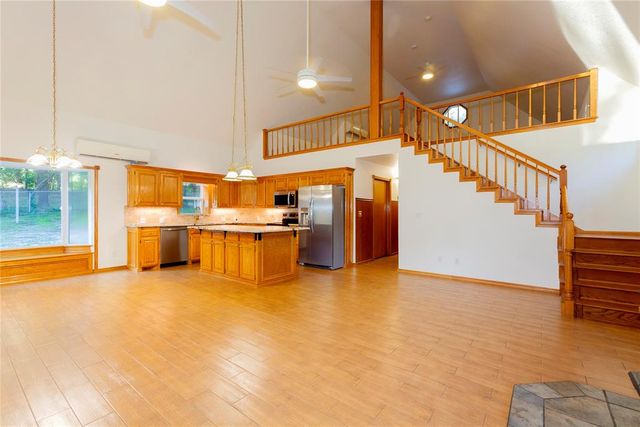 116500 S 4249 Road, Eufaula, OK 74432