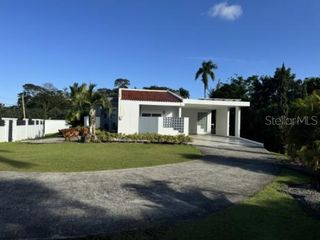 Carr 921 CALLE ORQUÍDEA #153, Las Piedras, PR 00771