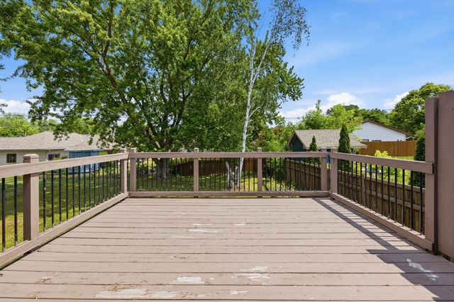 48 Winthrop Street N, Saint Paul, MN 55119
