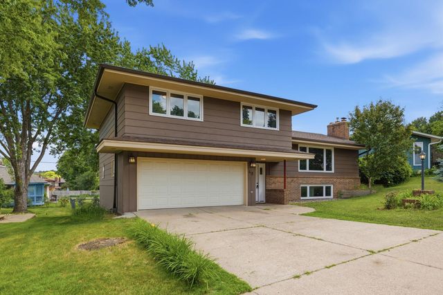 48 Winthrop Street N, Saint Paul, MN 55119