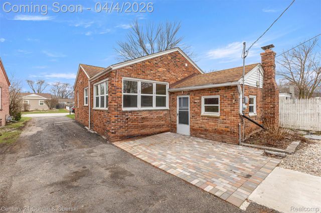 23020 Albion Avenue, Farmington Hills, MI 48336