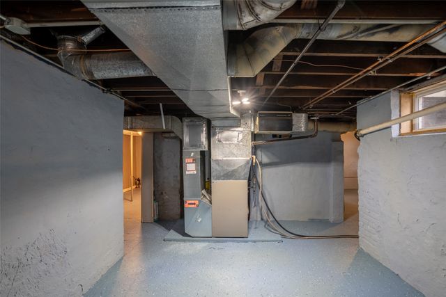 730 Arthur Avenue, Des Moines, IA 50316