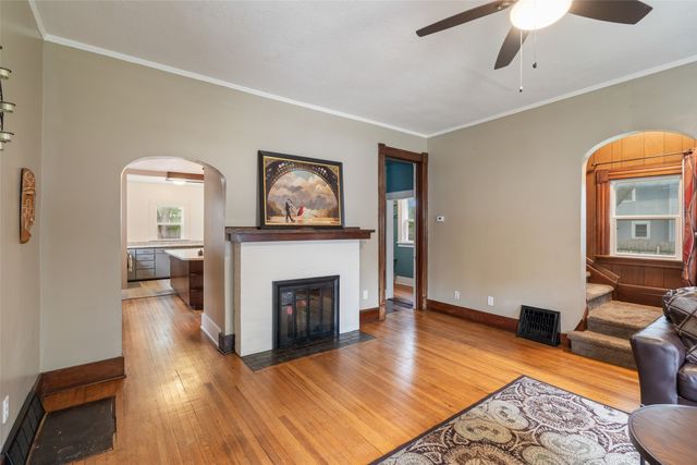 730 Arthur Avenue, Des Moines, IA 50316