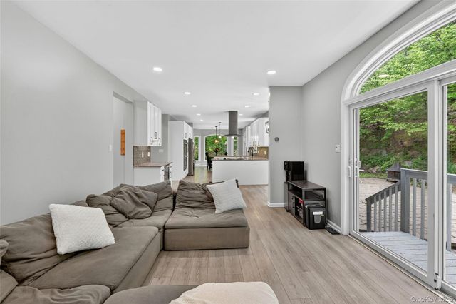 2 Scandell Court, Tomkins Cove, NY 10986
