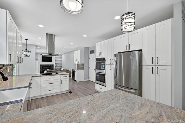 2 Scandell Court, Tomkins Cove, NY 10986