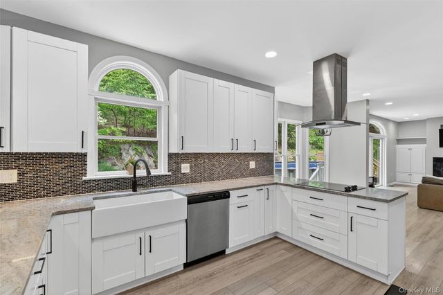 2 Scandell Court, Tomkins Cove, NY 10986