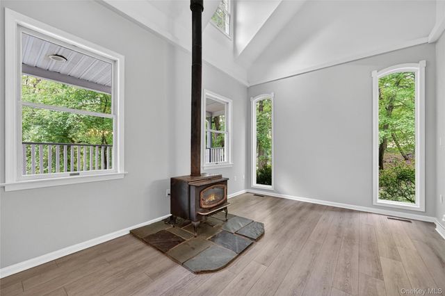 2 Scandell Court, Tomkins Cove, NY 10986