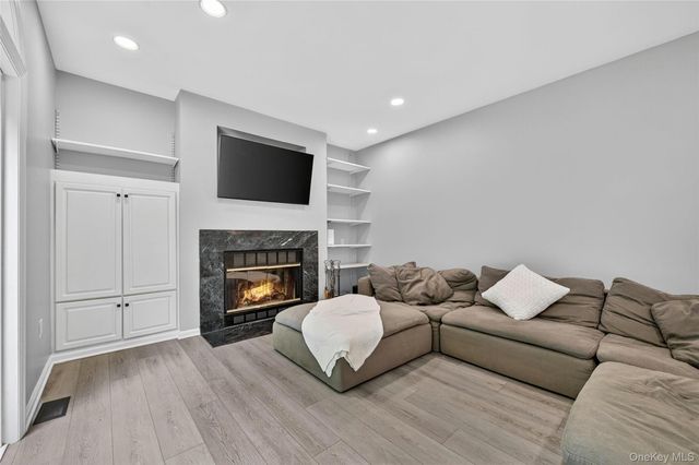 2 Scandell Court, Tomkins Cove, NY 10986
