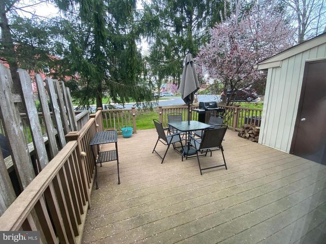 2104 SENECA RUN, Ambler, PA 19002