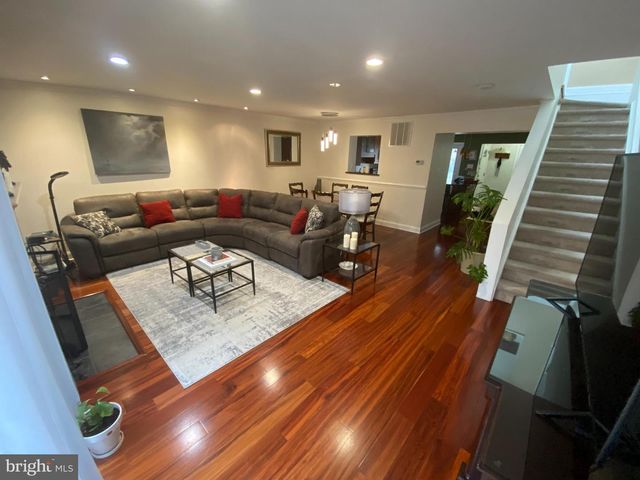 2104 SENECA RUN, Ambler, PA 19002