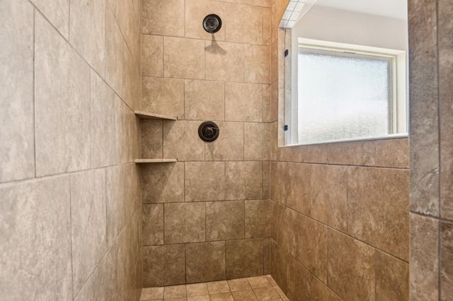 100 Pack Saddle Trail, Weatherford, TX 76088