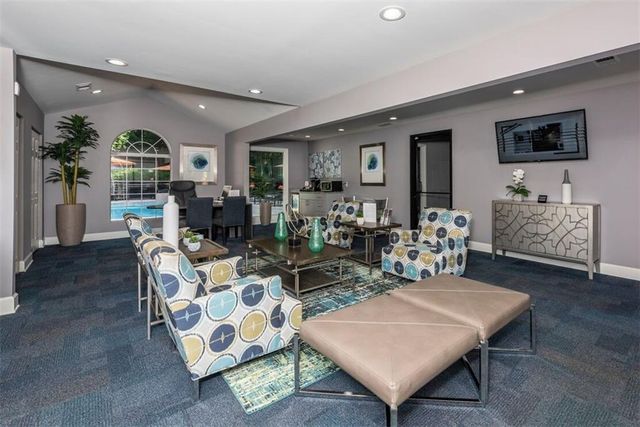 1000 Lake Ridge Parkways 0512, Riverdale, GA 30296