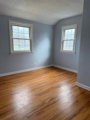 2611 Colrain Drive, Waterford, MI 48328