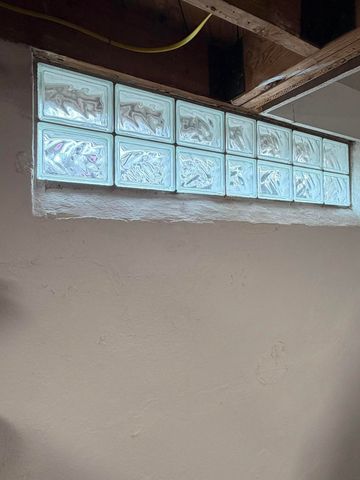 2611 Colrain Drive, Waterford, MI 48328