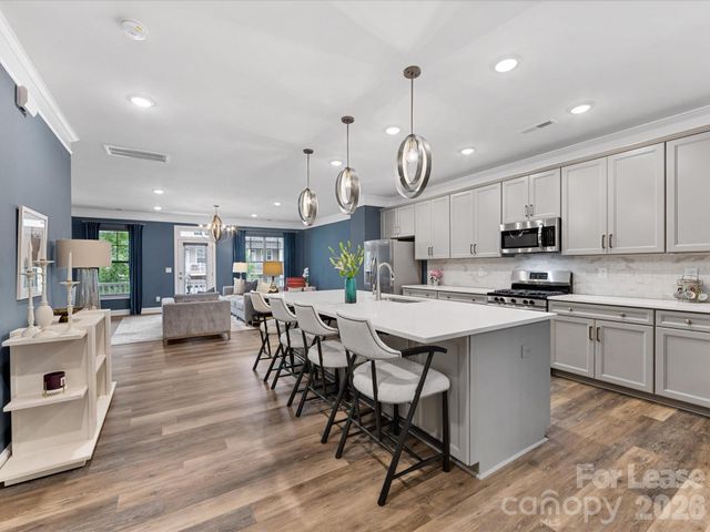 2314 Creekmere Lane, Charlotte, NC 28262