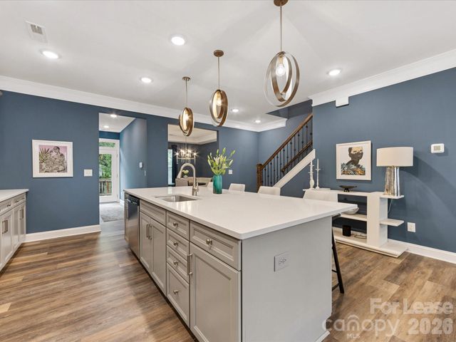 2314 Creekmere Lane, Charlotte, NC 28262