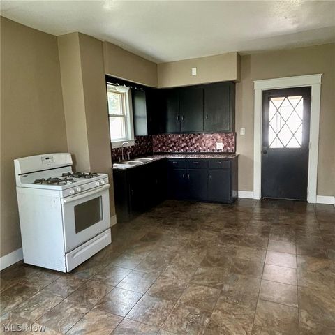 1629 Manhattan Avenue, Youngstown, OH 44509