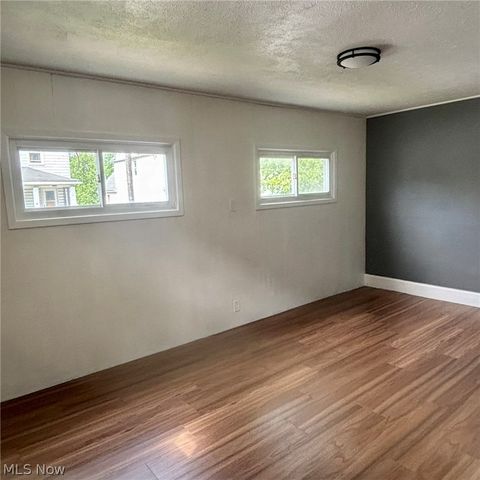 1629 Manhattan Avenue, Youngstown, OH 44509