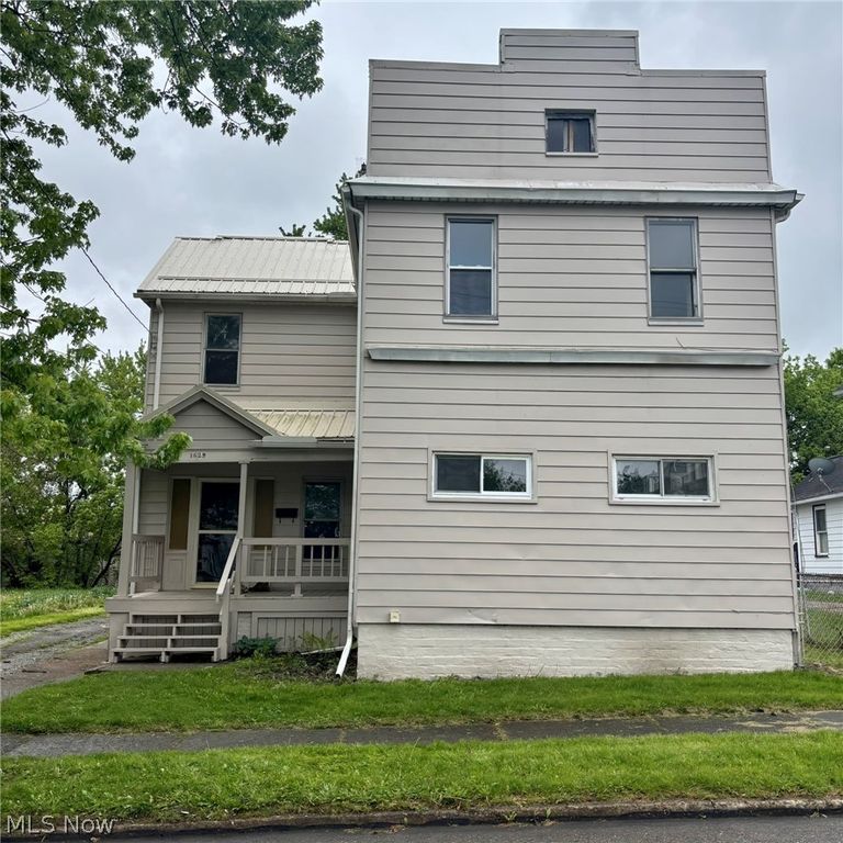 1629 Manhattan Avenue, Youngstown, OH 44509