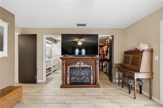 1166 SE 44th Avenue, Ocala, FL 34471