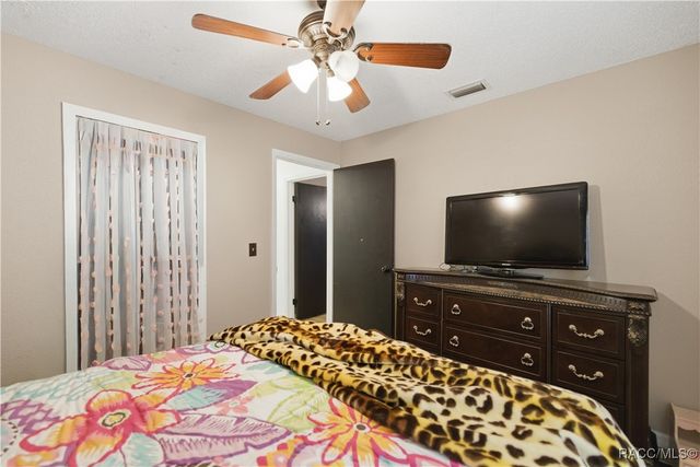 1166 SE 44th Avenue, Ocala, FL 34471