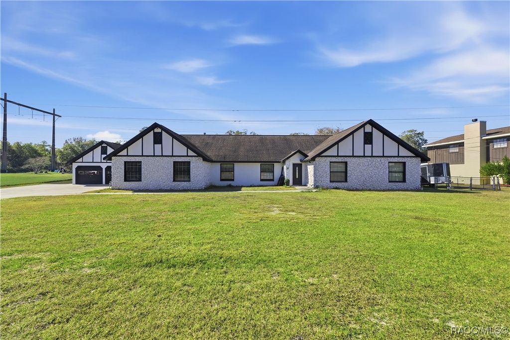 1166 SE 44th Avenue, Ocala, FL 34471