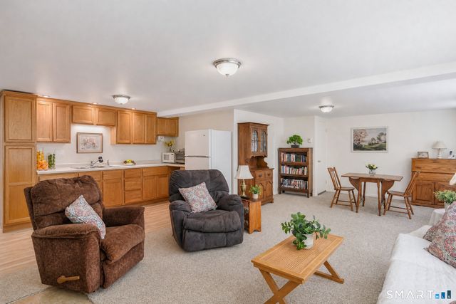 16 Jotham Road, New Milford, CT 06776