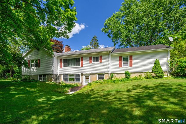 16 Jotham Road, New Milford, CT 06776