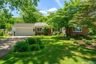 16 Jotham Road, New Milford, CT 06776