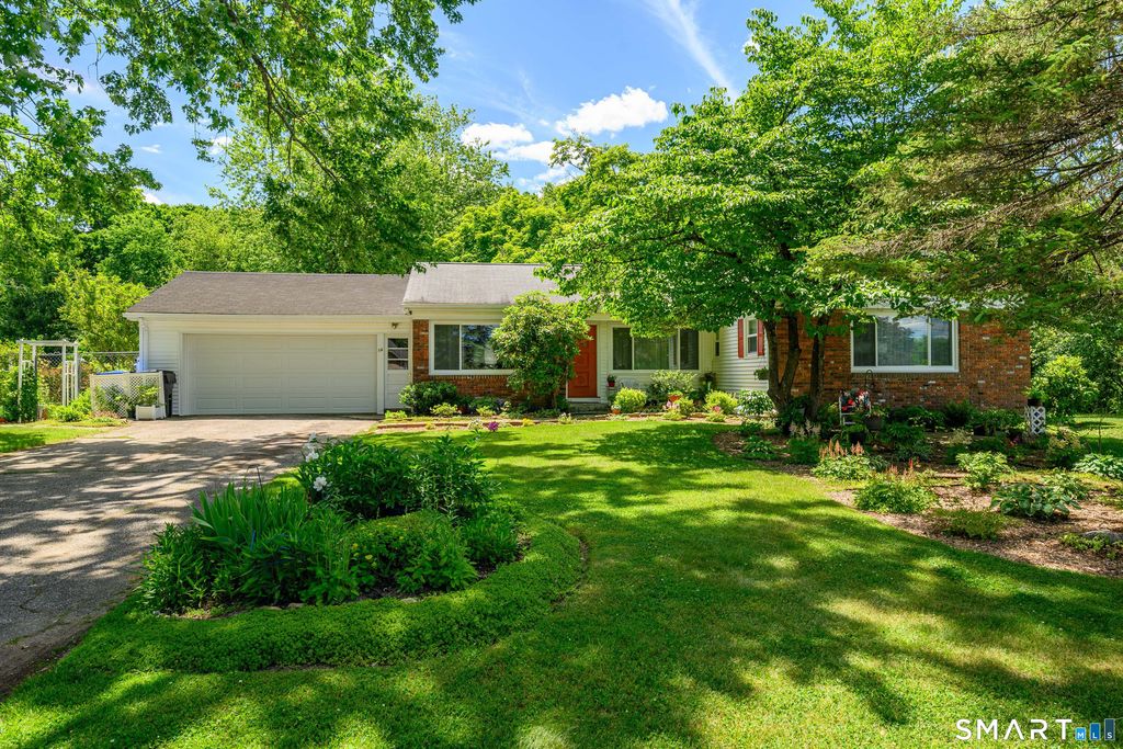 16 Jotham Road, New Milford, CT 06776