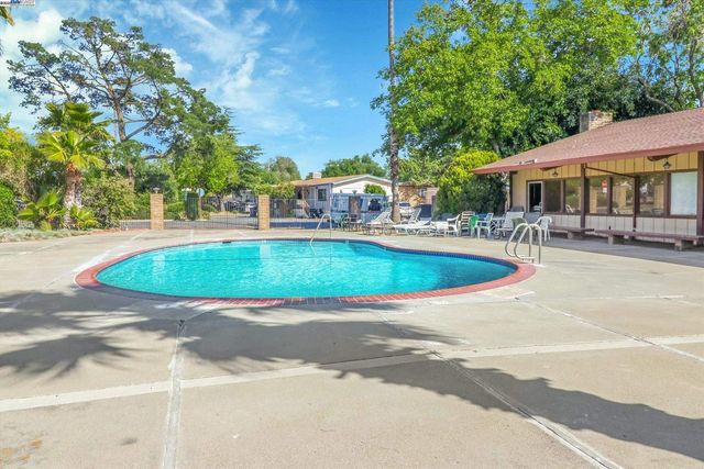 1240 Via Jose 96, Livermore, CA 94551