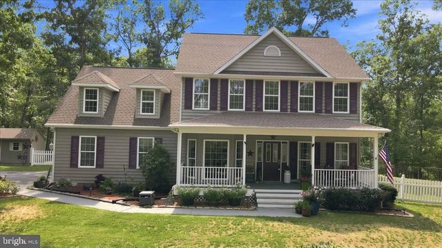 4854 CHERRY RUN RD, Hedgesville, WV 25427